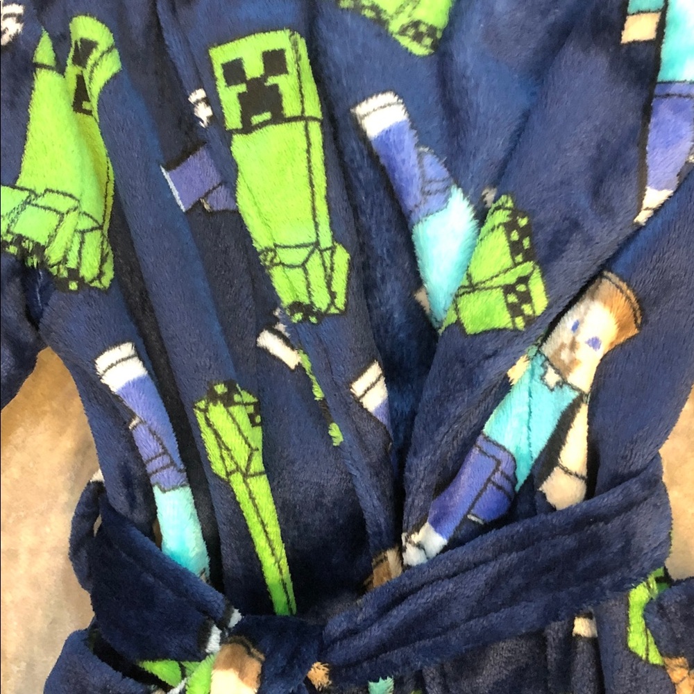 Minecraft Boys Robe Size 4-5 - Picture 2 of 4